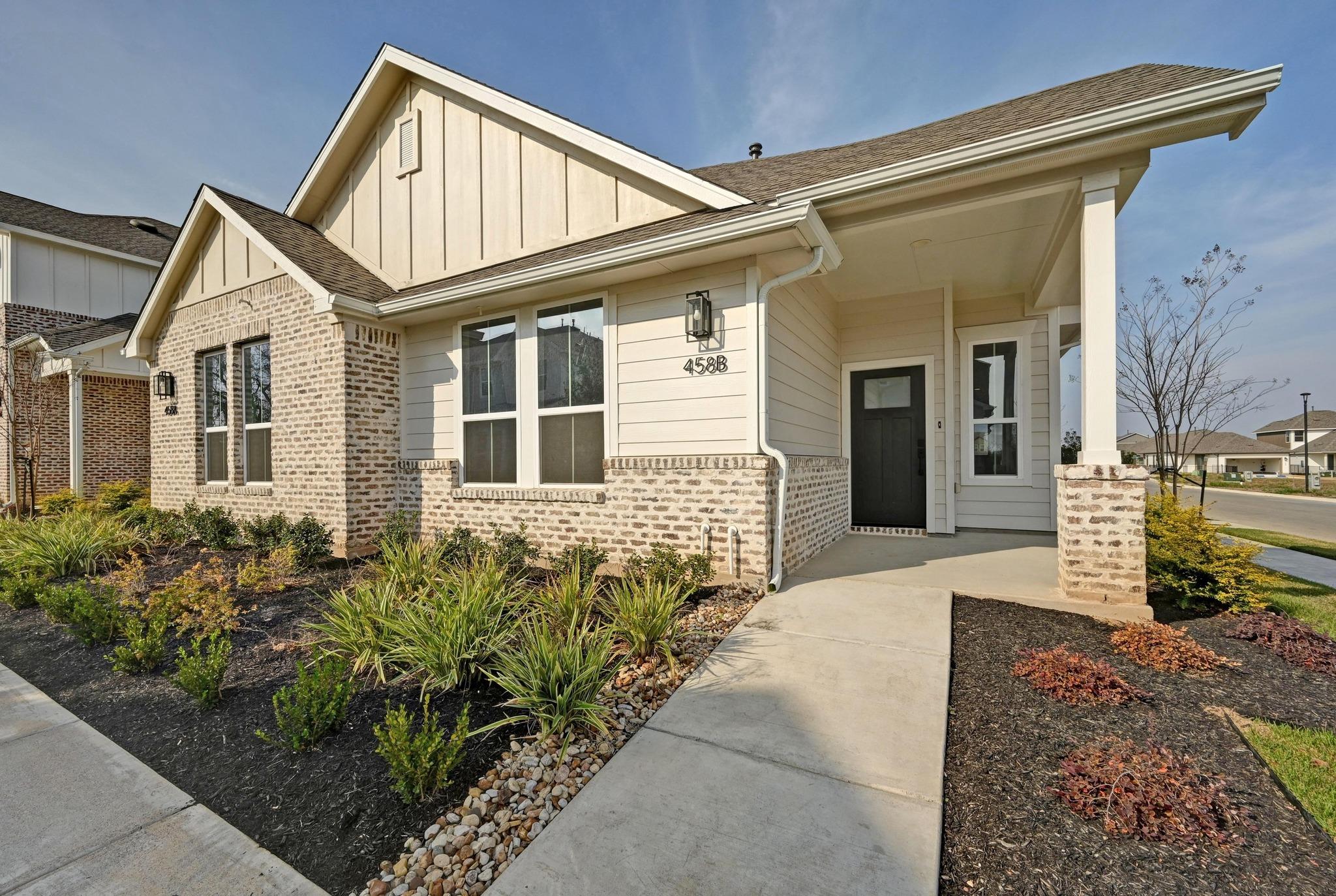 458 Orleanian Dr # B, Buda, TX 78610