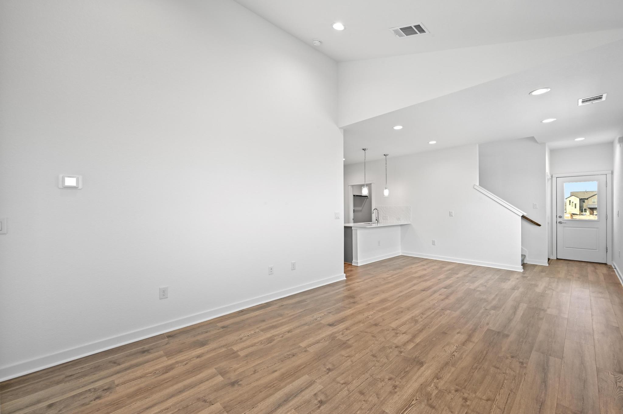 458 Orleanian Dr # B, Buda, TX 78610