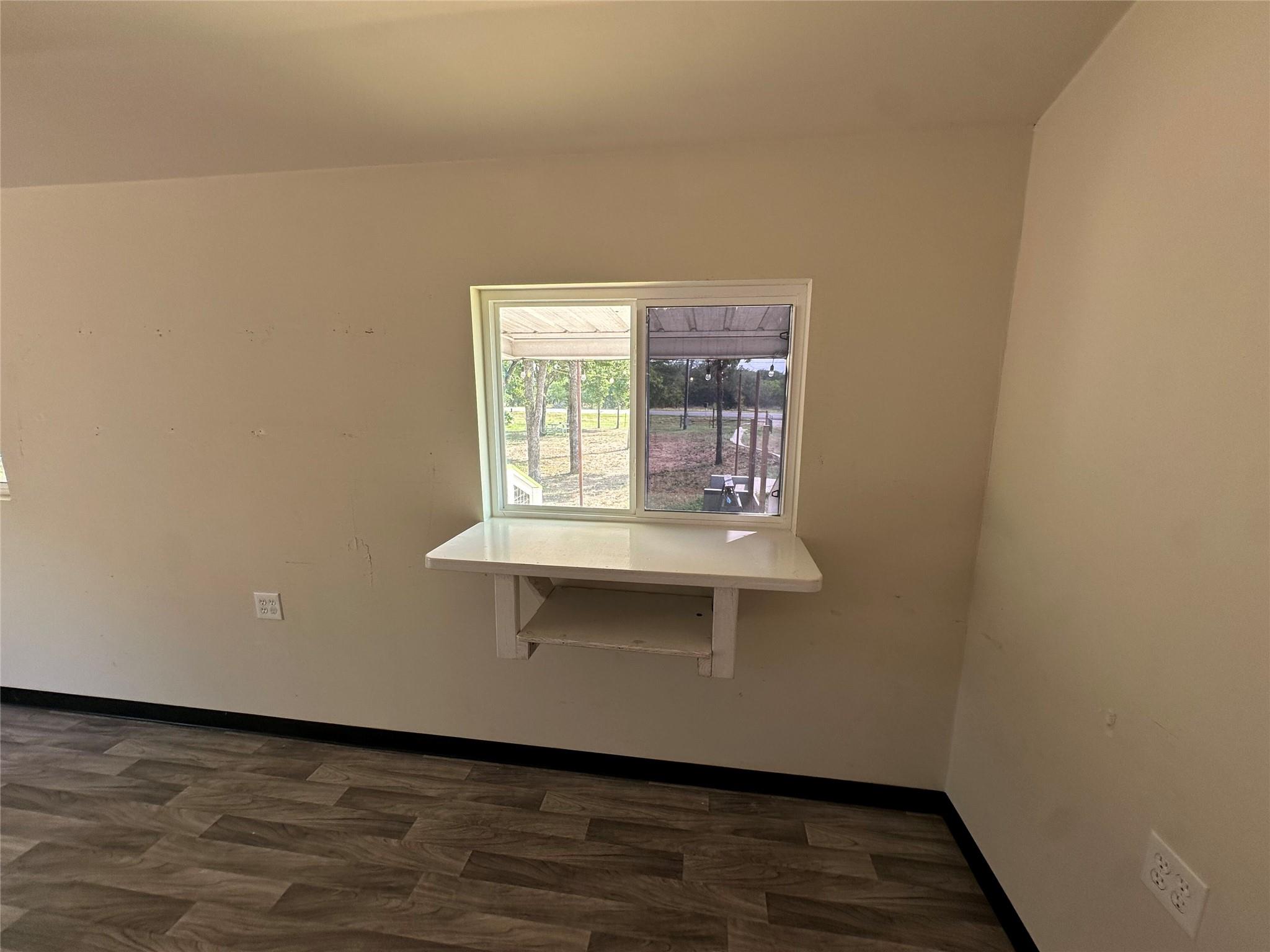 10096 S Us Highway 183 Highway, Lockhart, TX 78644