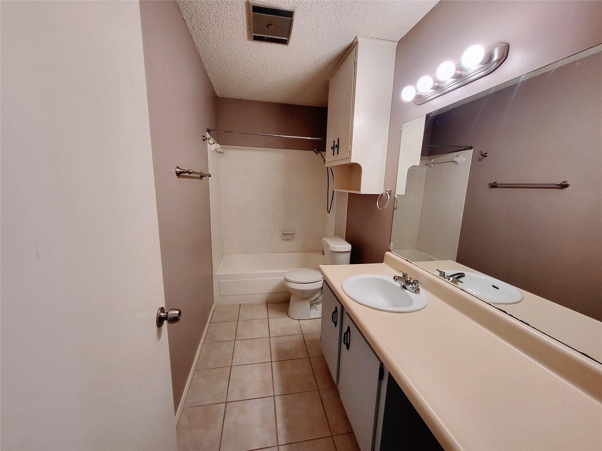 3429 Willowrun Dr # D, Austin, TX 78704