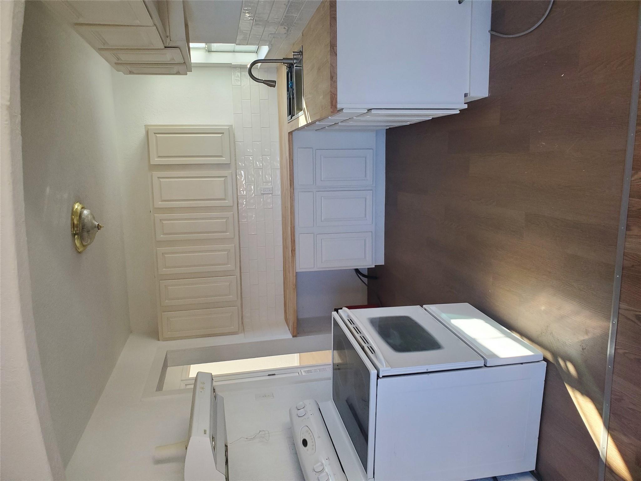 819 Rosehill Dr, San Antonio, TX 78213