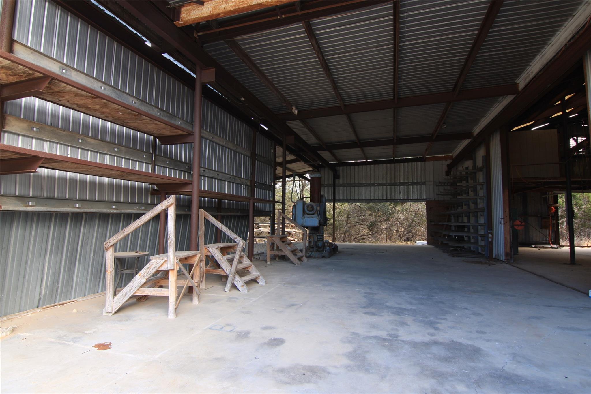 2023 Harmon Hills Rd, Dripping Springs, TX 78620