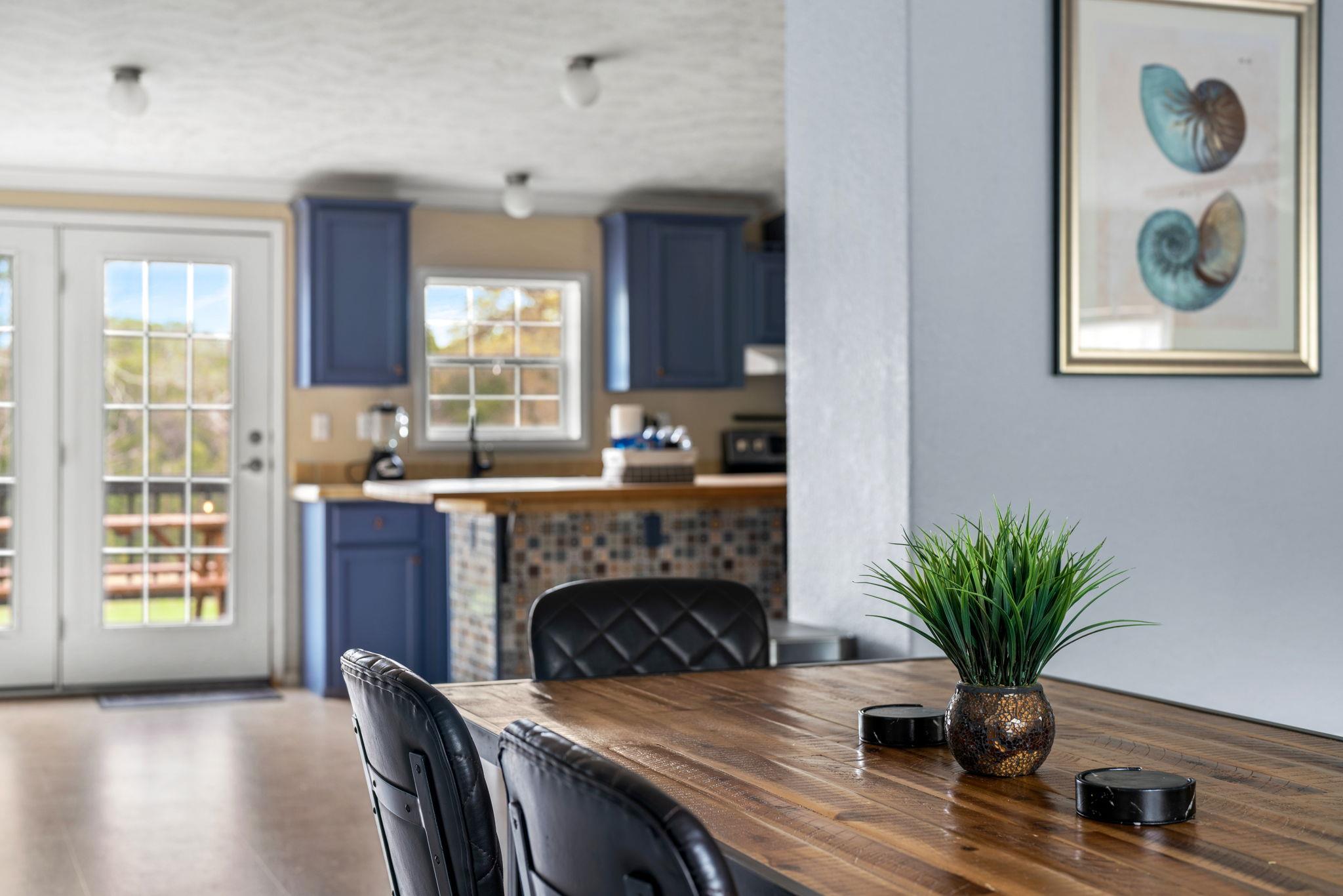 2023 Harmon Hills Rd, Dripping Springs, TX 78620