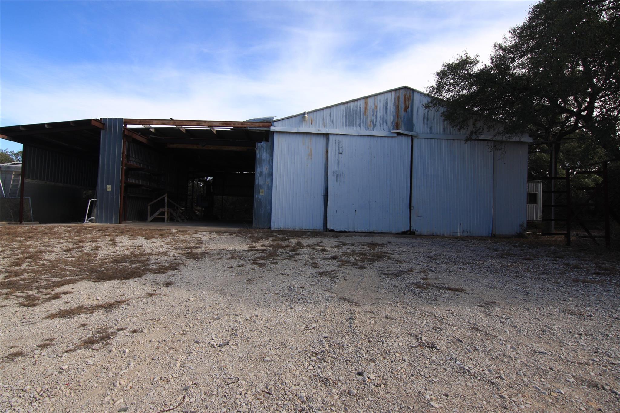 2023 Harmon Hills Rd, Dripping Springs, TX 78620