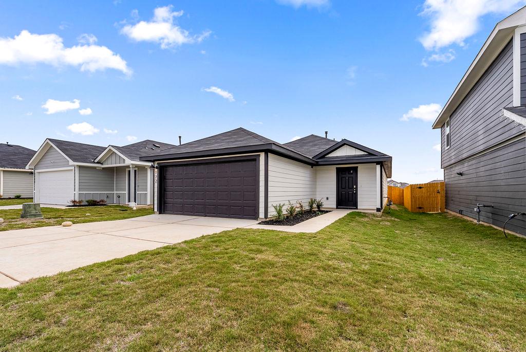 172 Bull Lake Cir, Buda, TX 78610