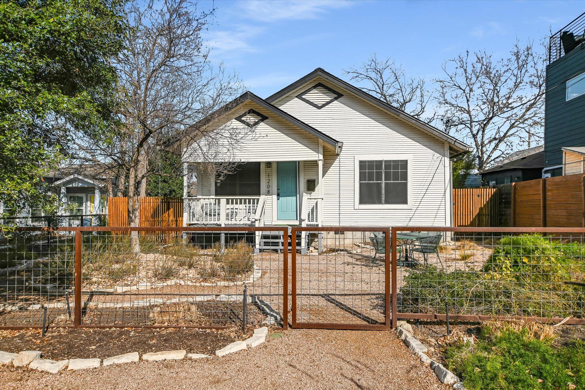 1208 E 13TH St, Austin, TX 78702