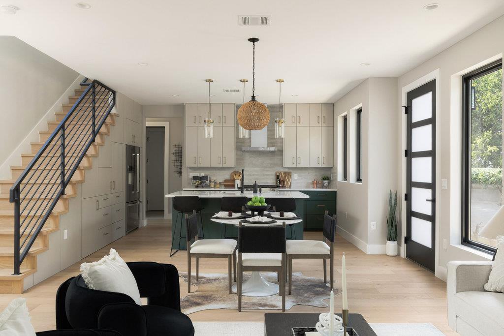 1401 E 3rd St # 1, Austin, TX 78702