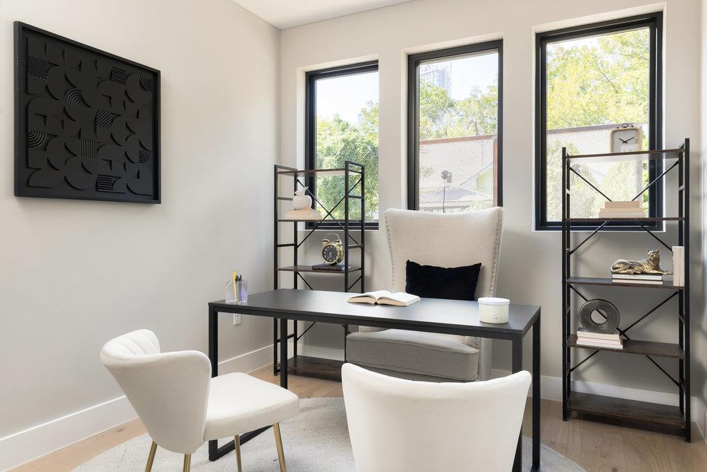 1401 E 3rd St # 1, Austin, TX 78702