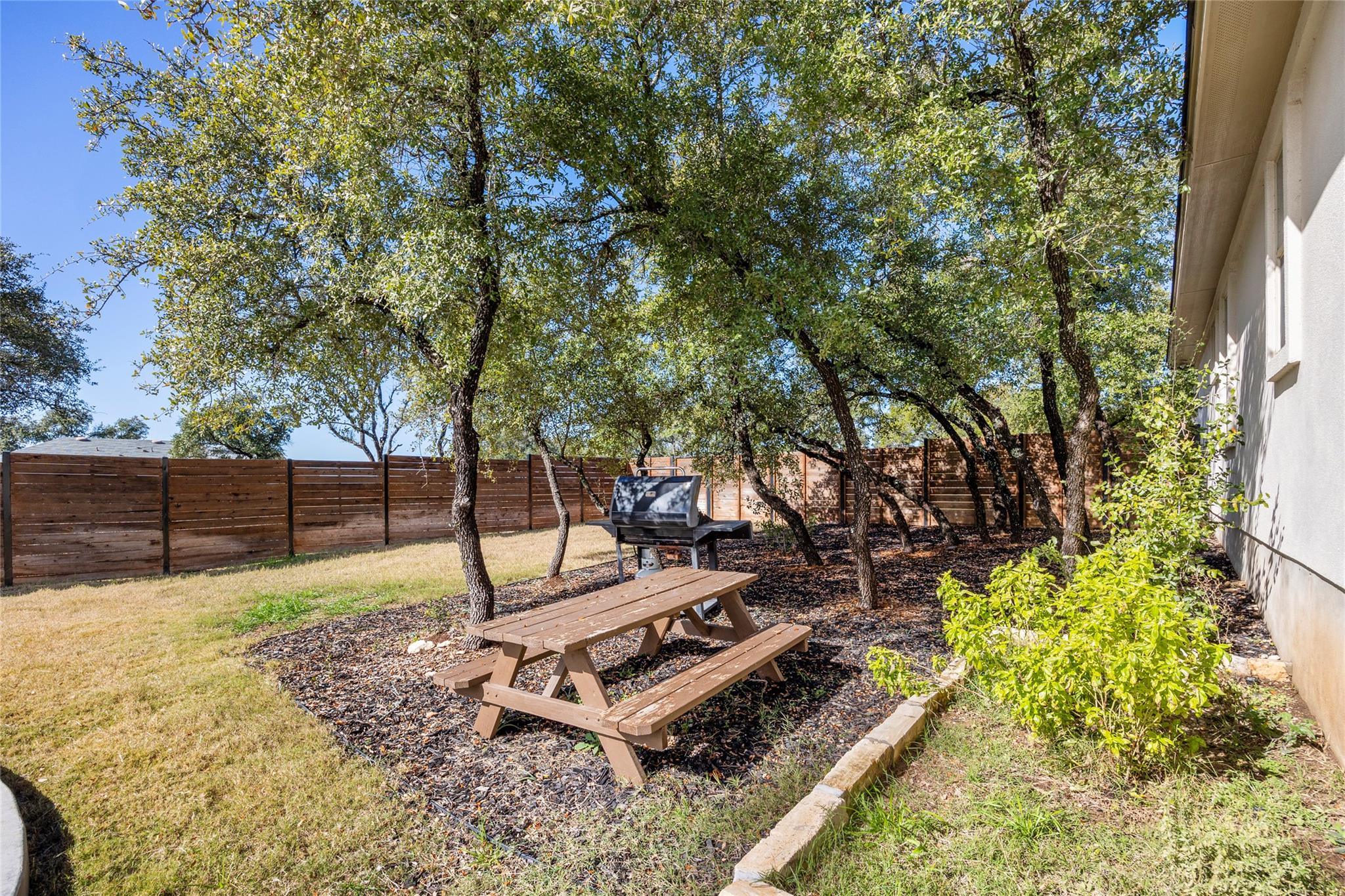 21513 Santa Carlo Ave, Lago Vista, TX 78645