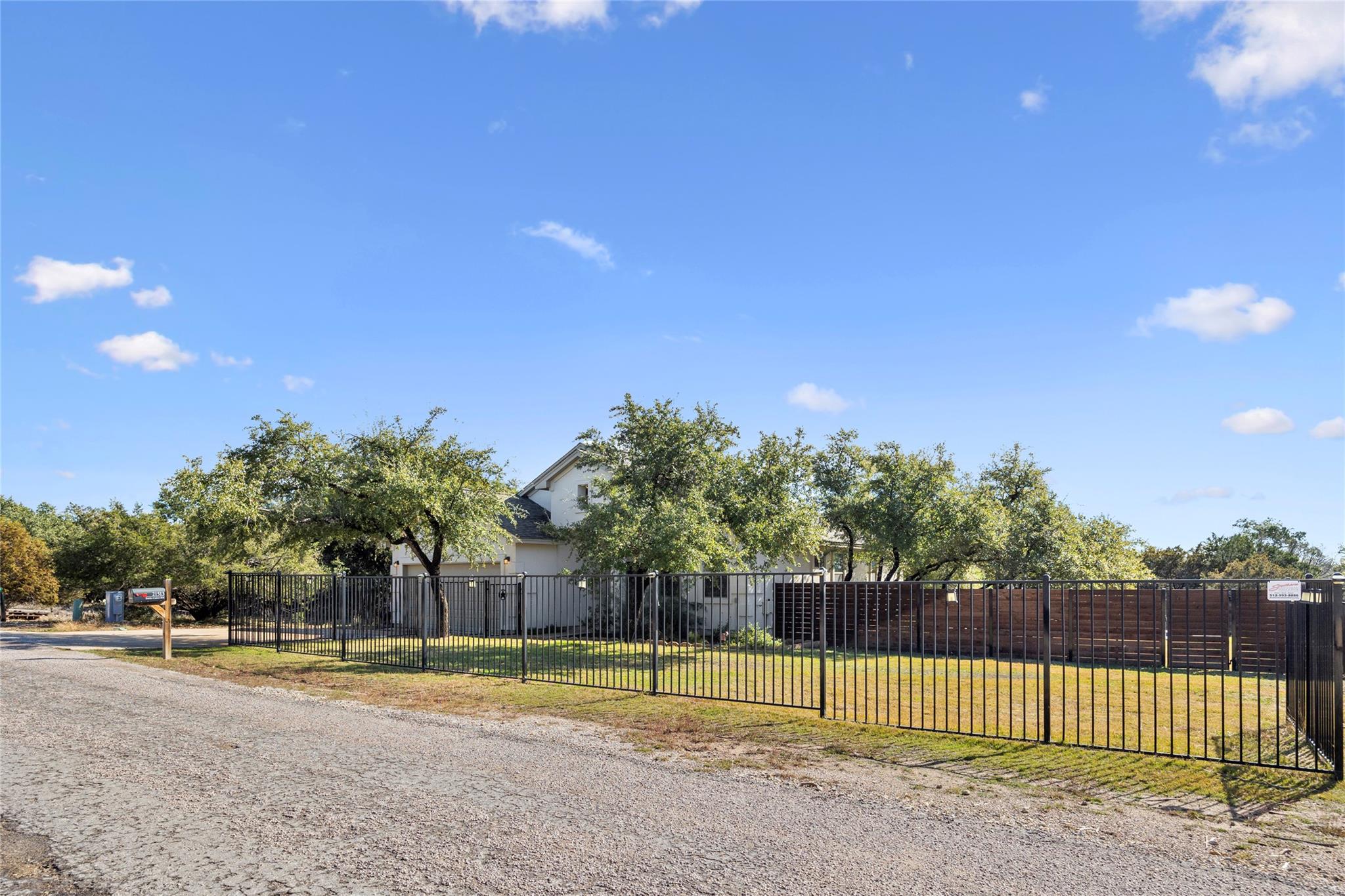 21513 Santa Carlo Ave, Lago Vista, TX 78645