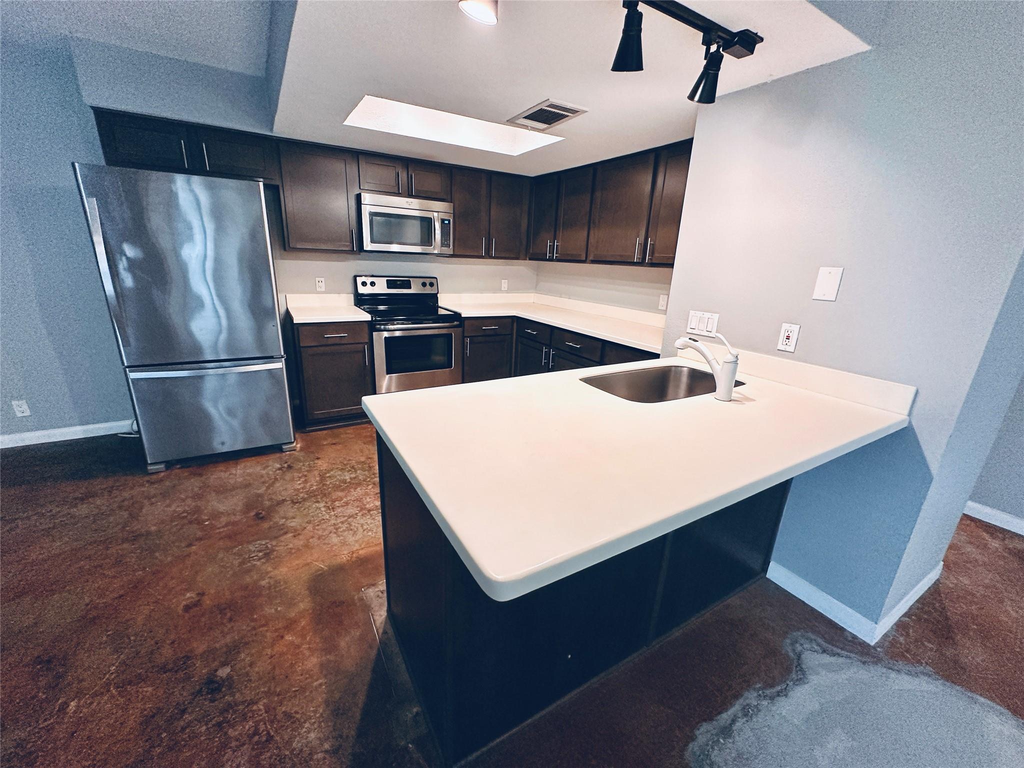 3416 Willowrun Dr # 4, Austin, TX 78704