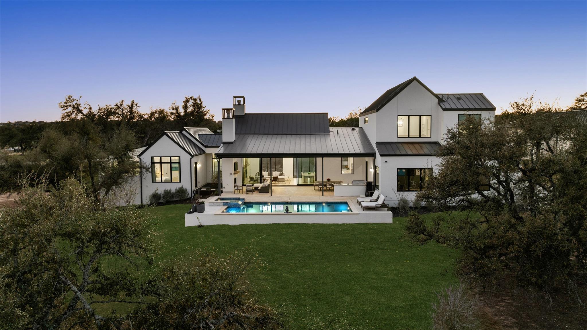 5805 Twin Peaks Trce, Austin, TX 78738