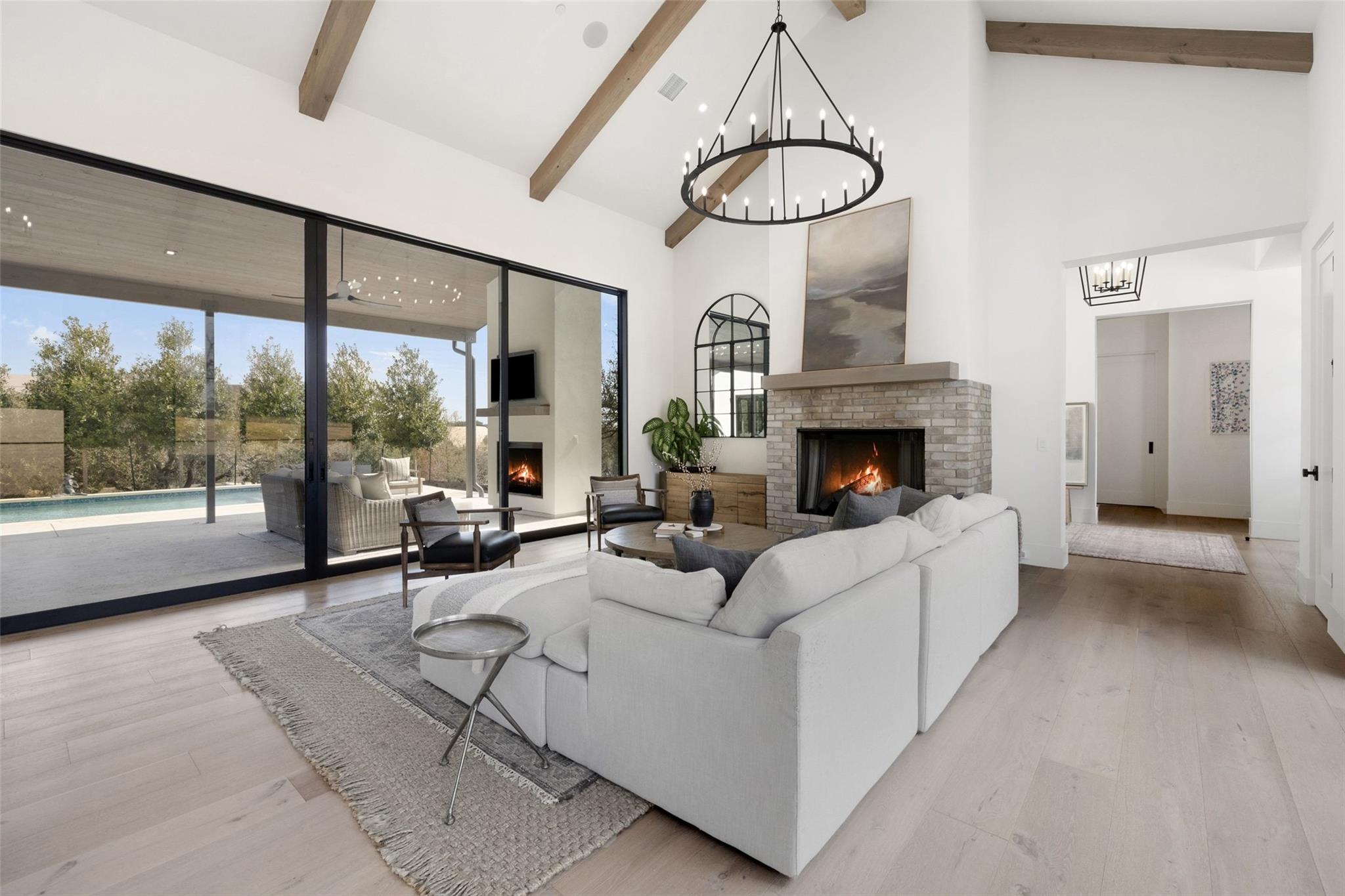 5805 Twin Peaks Trce, Austin, TX 78738