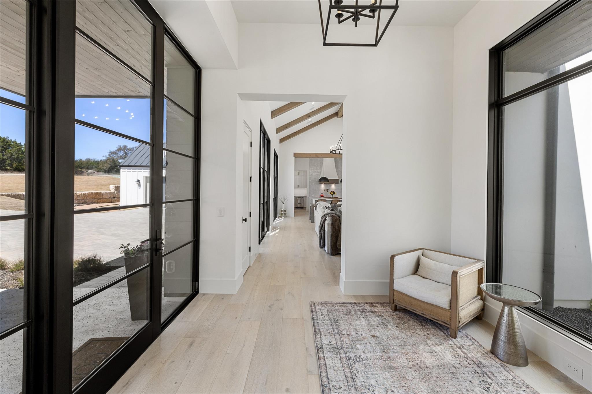 5805 Twin Peaks Trce, Austin, TX 78738