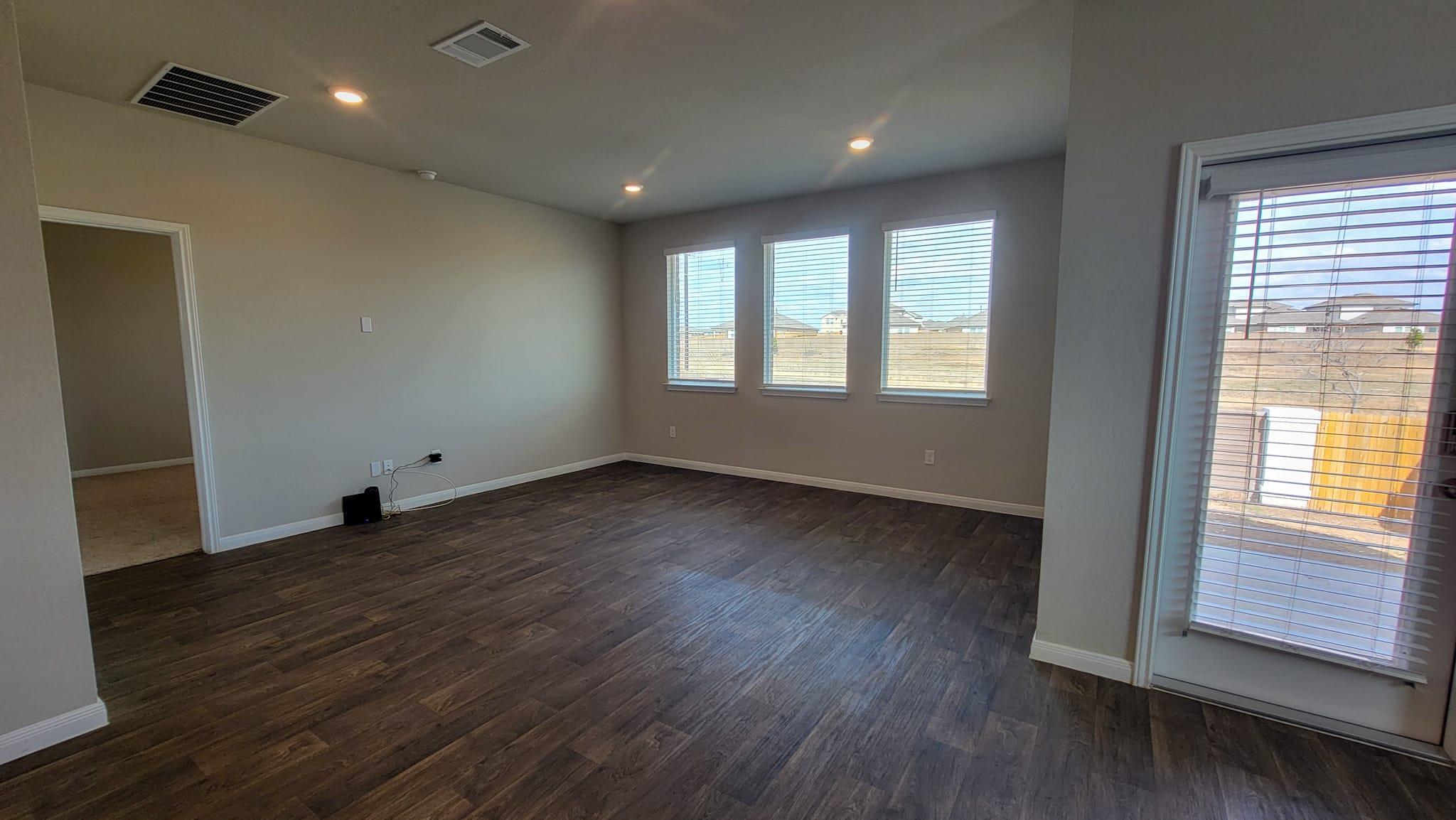 487 Apache Plum Dr, Kyle, TX 78640