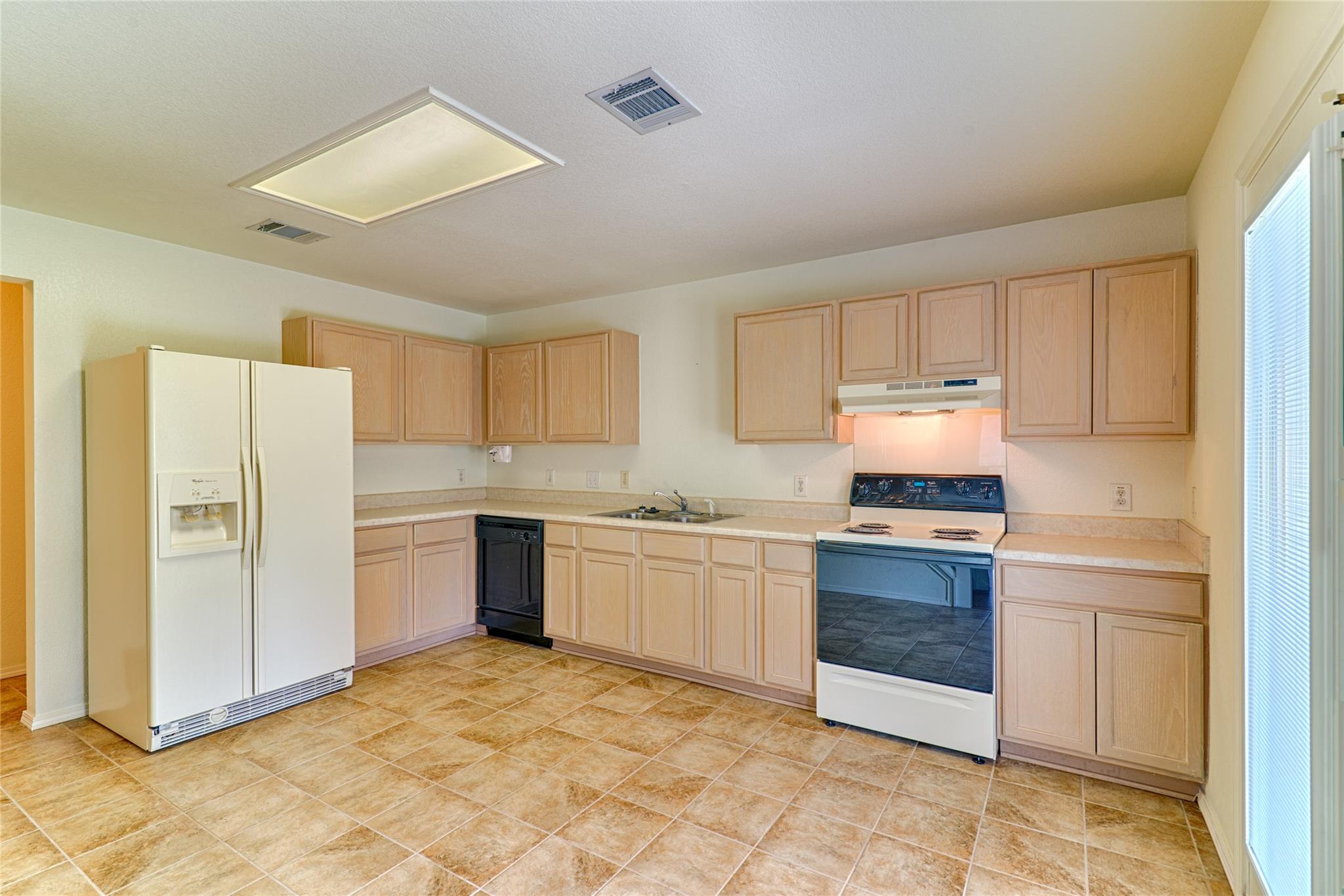 6433 Tara Dr, Austin, TX 78747