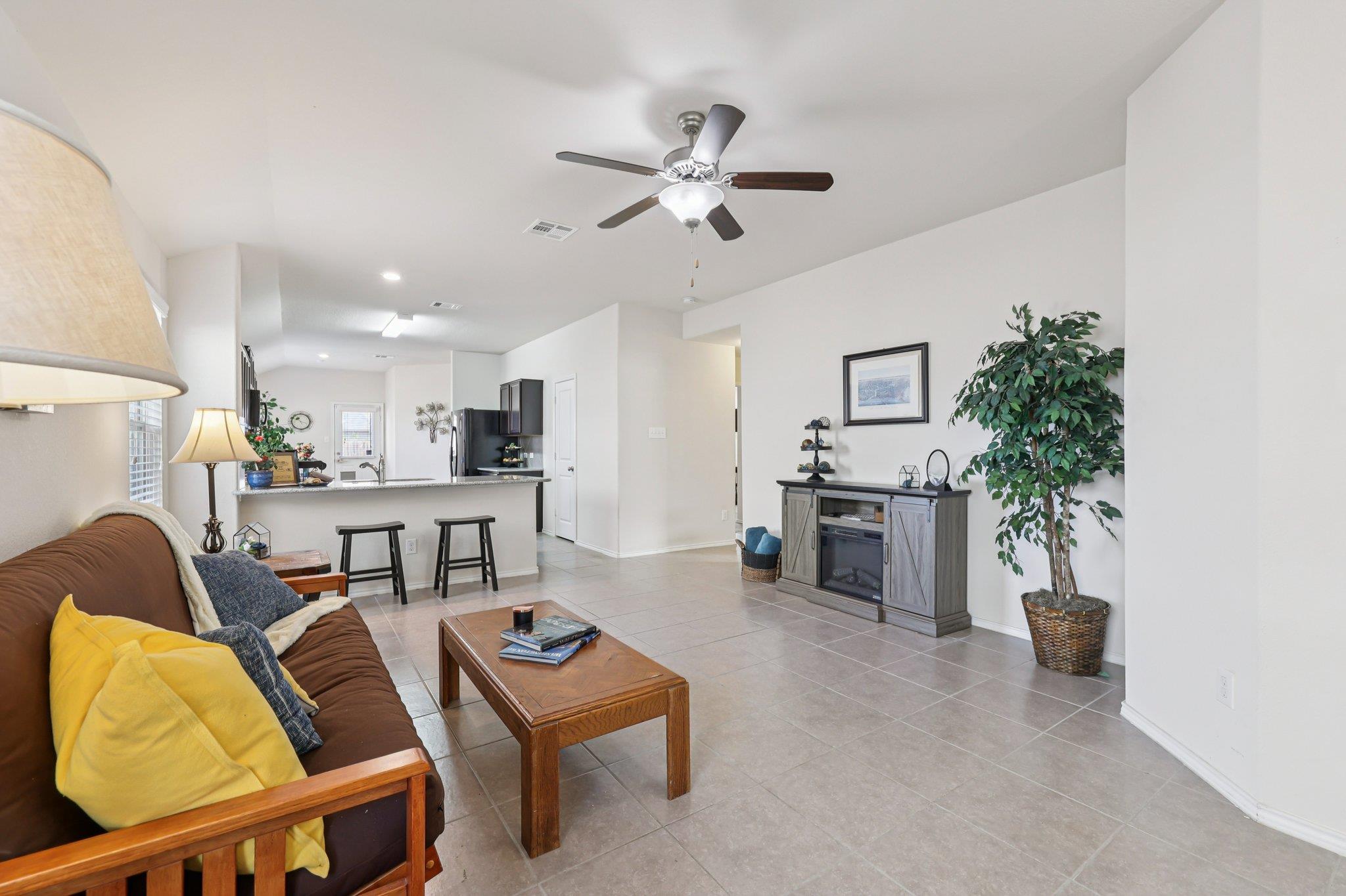 524 Shimek St # 15A, Jarrell, TX 76537