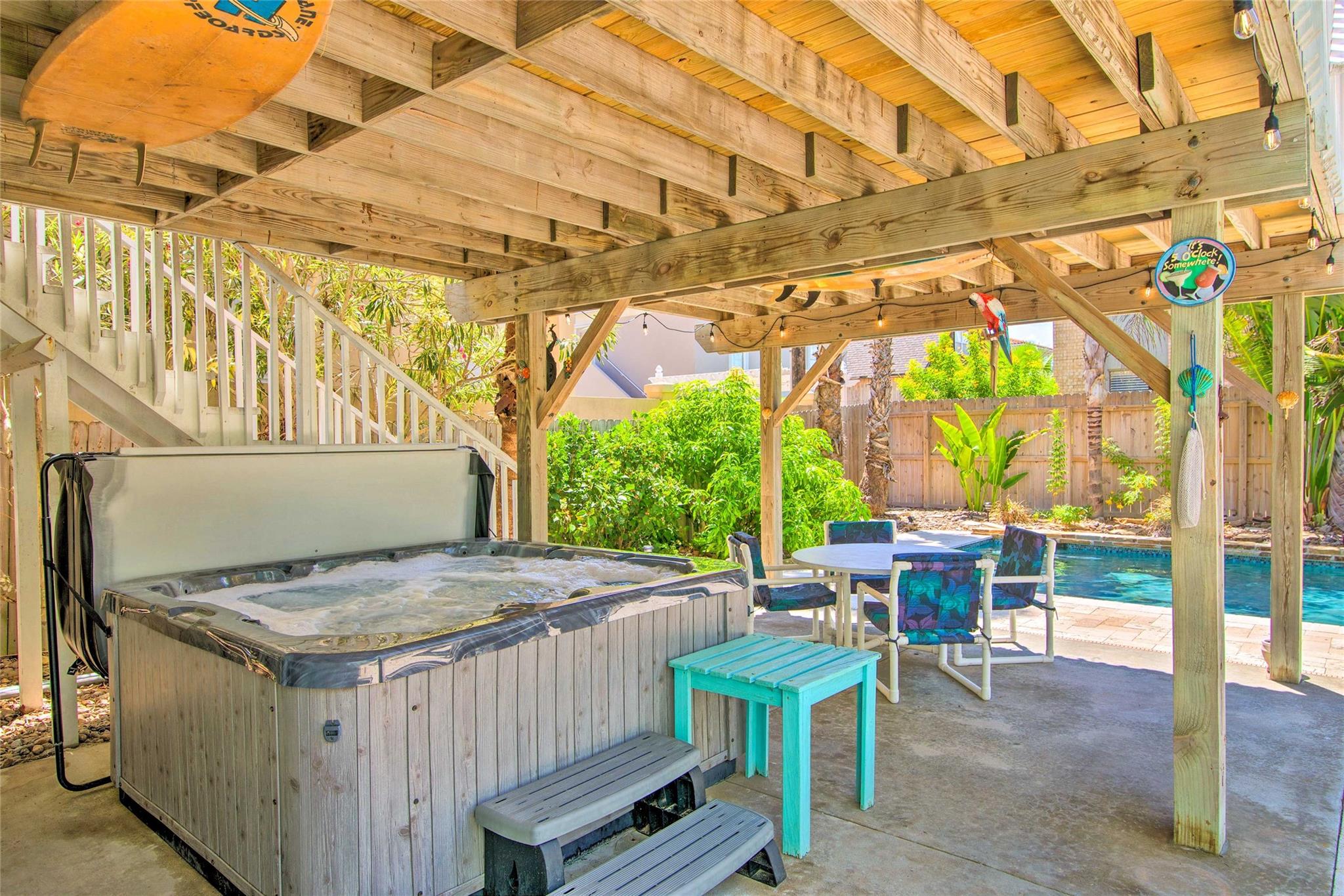 129 E Saturn Ln, South Padre Island, TX 78597