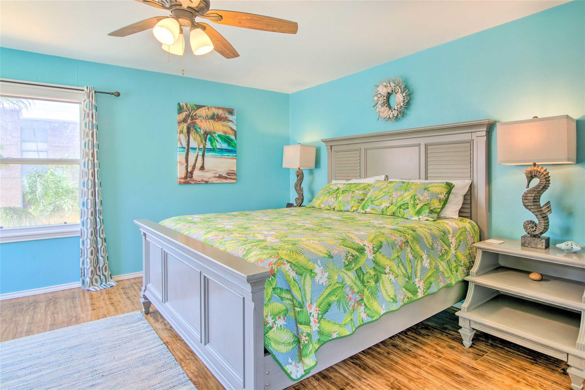 129 E Saturn Ln, South Padre Island, TX 78597