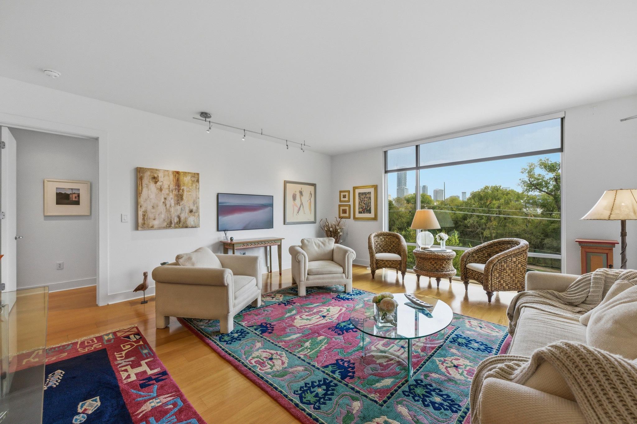 210 Lee Barton Dr # 401, Austin, TX 78704