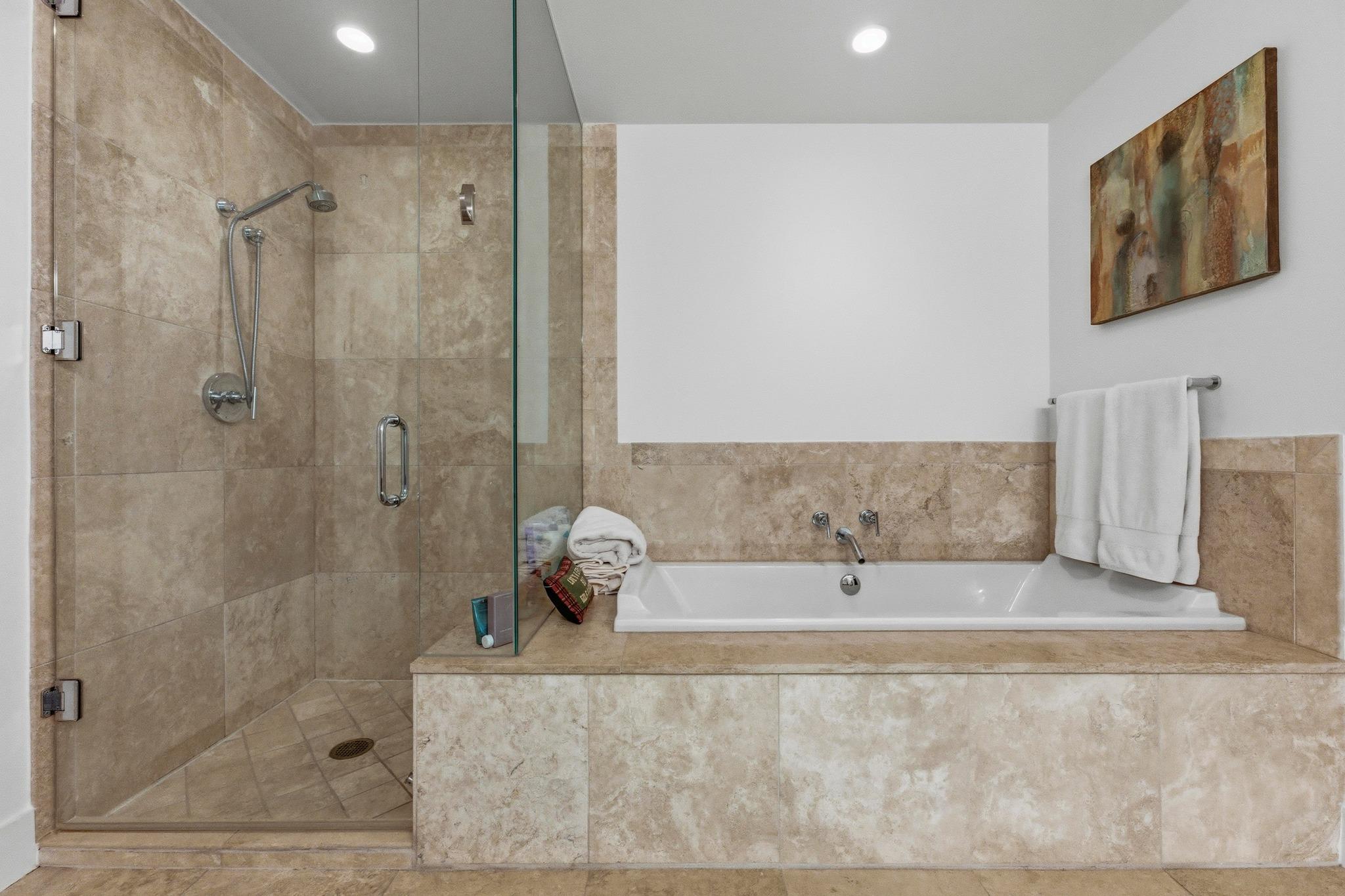 210 Lee Barton Dr # 401, Austin, TX 78704