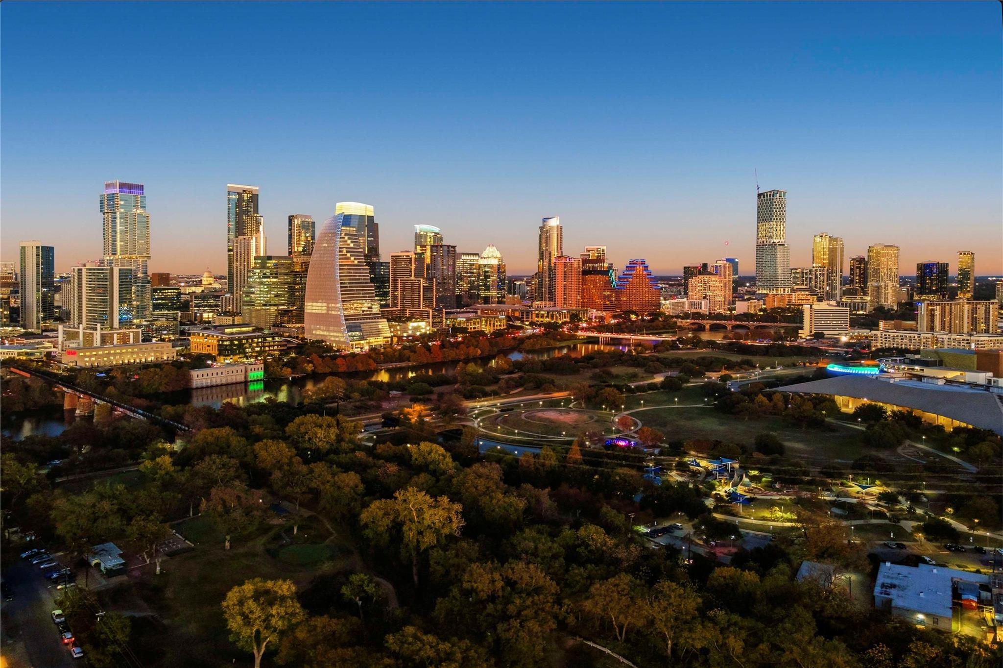 210 Lee Barton Dr # 401, Austin, TX 78704