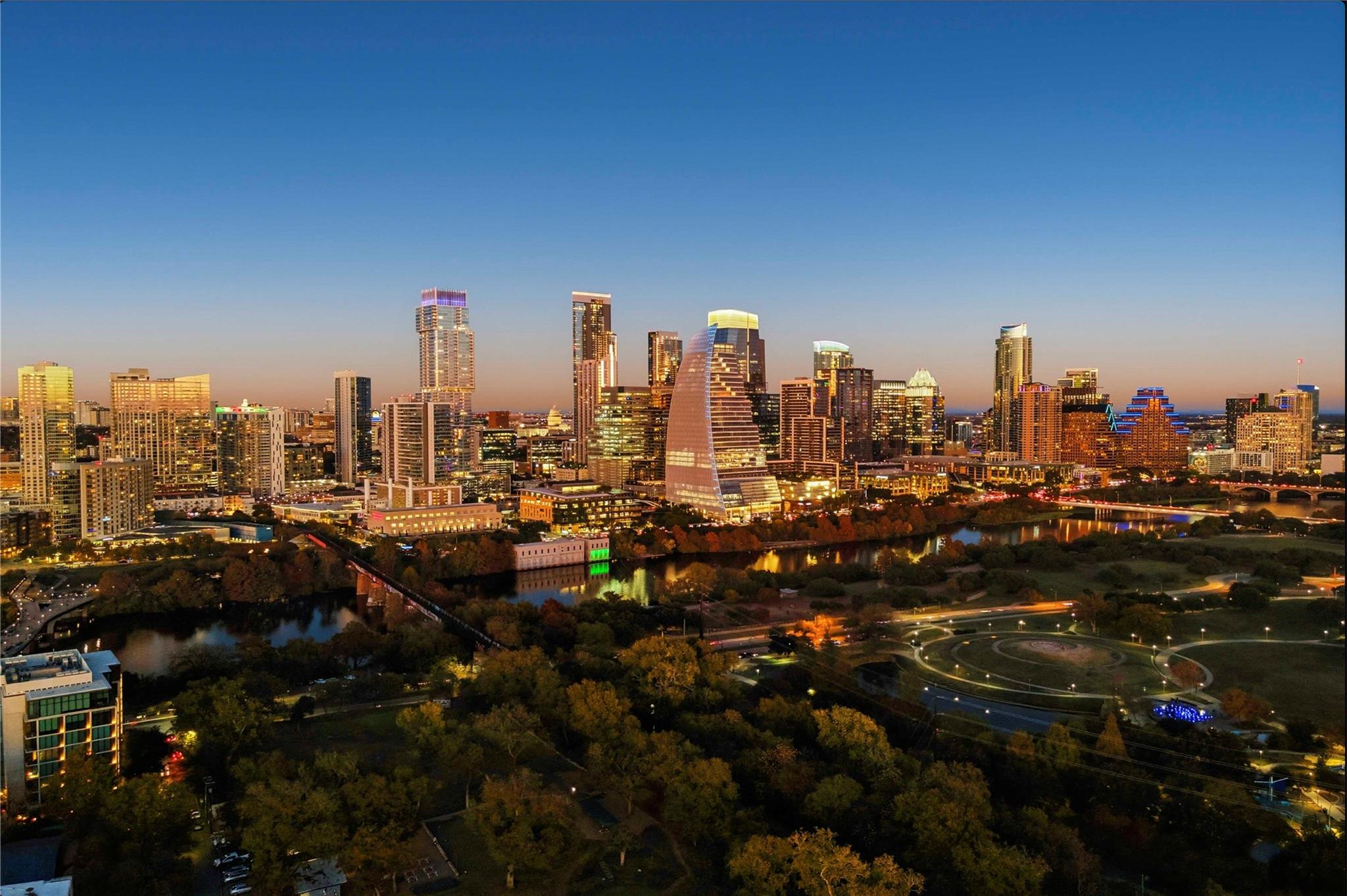 210 Lee Barton Dr # 401, Austin, TX 78704