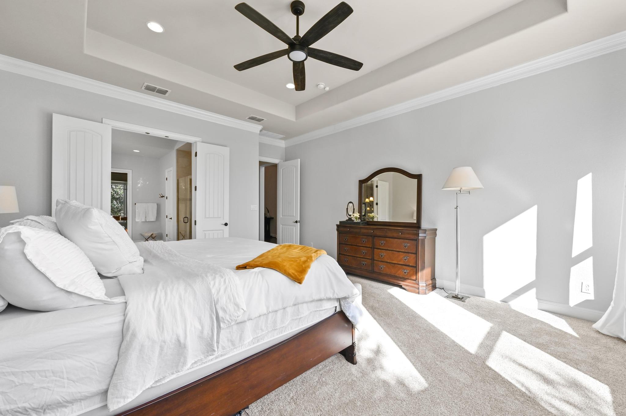 15717 De Fortuna Dr, Bee Cave, TX 78738