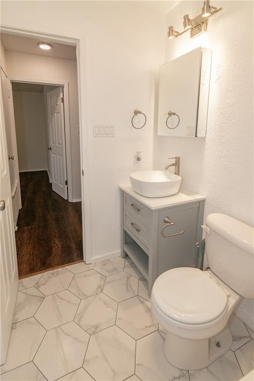 10604 Lanshire Dr # B, Austin, TX 78758