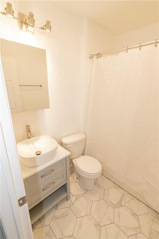 10604 Lanshire Dr # B, Austin, TX 78758