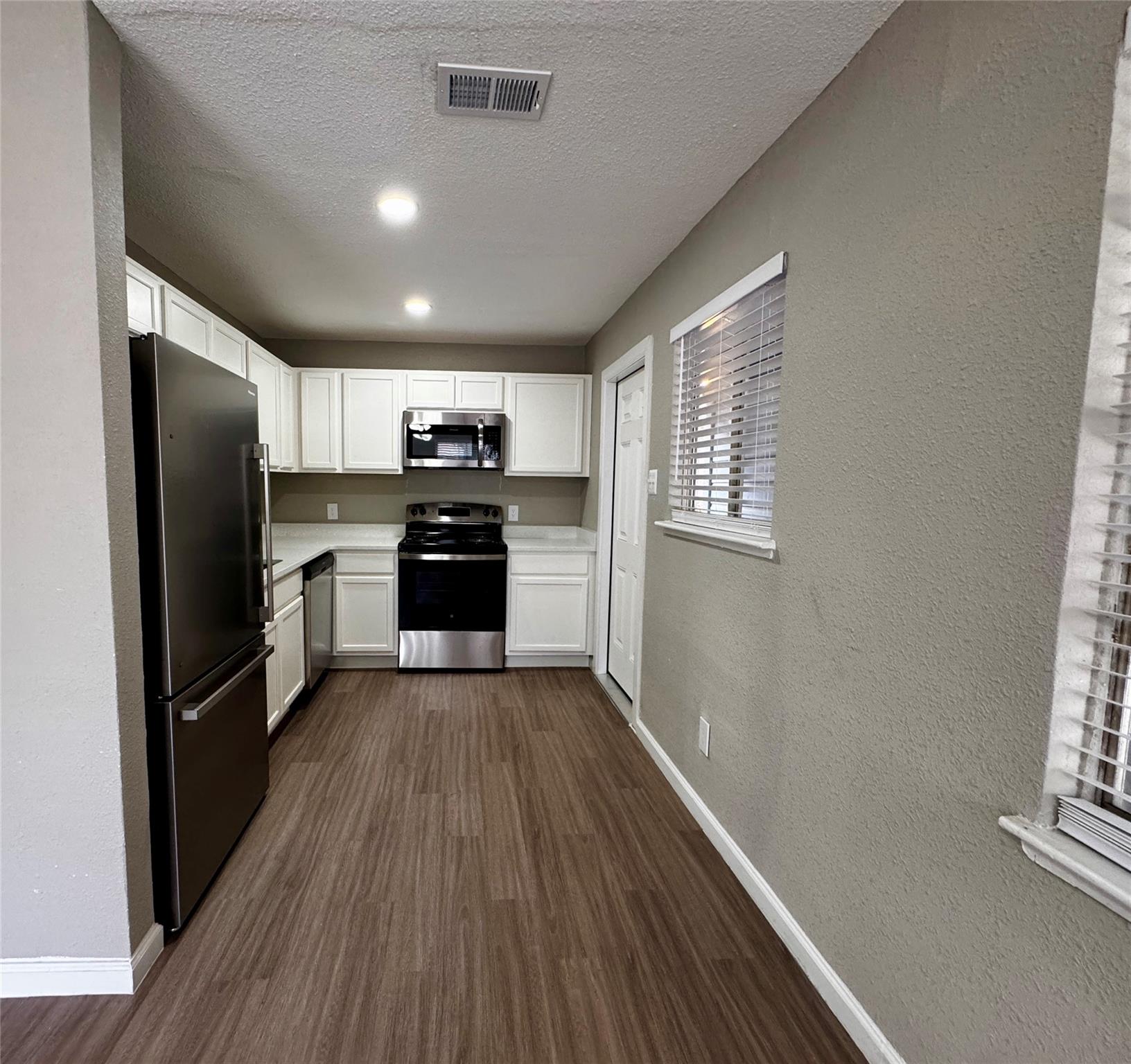 202 W North Loop Blvd # A, Austin, TX 78751