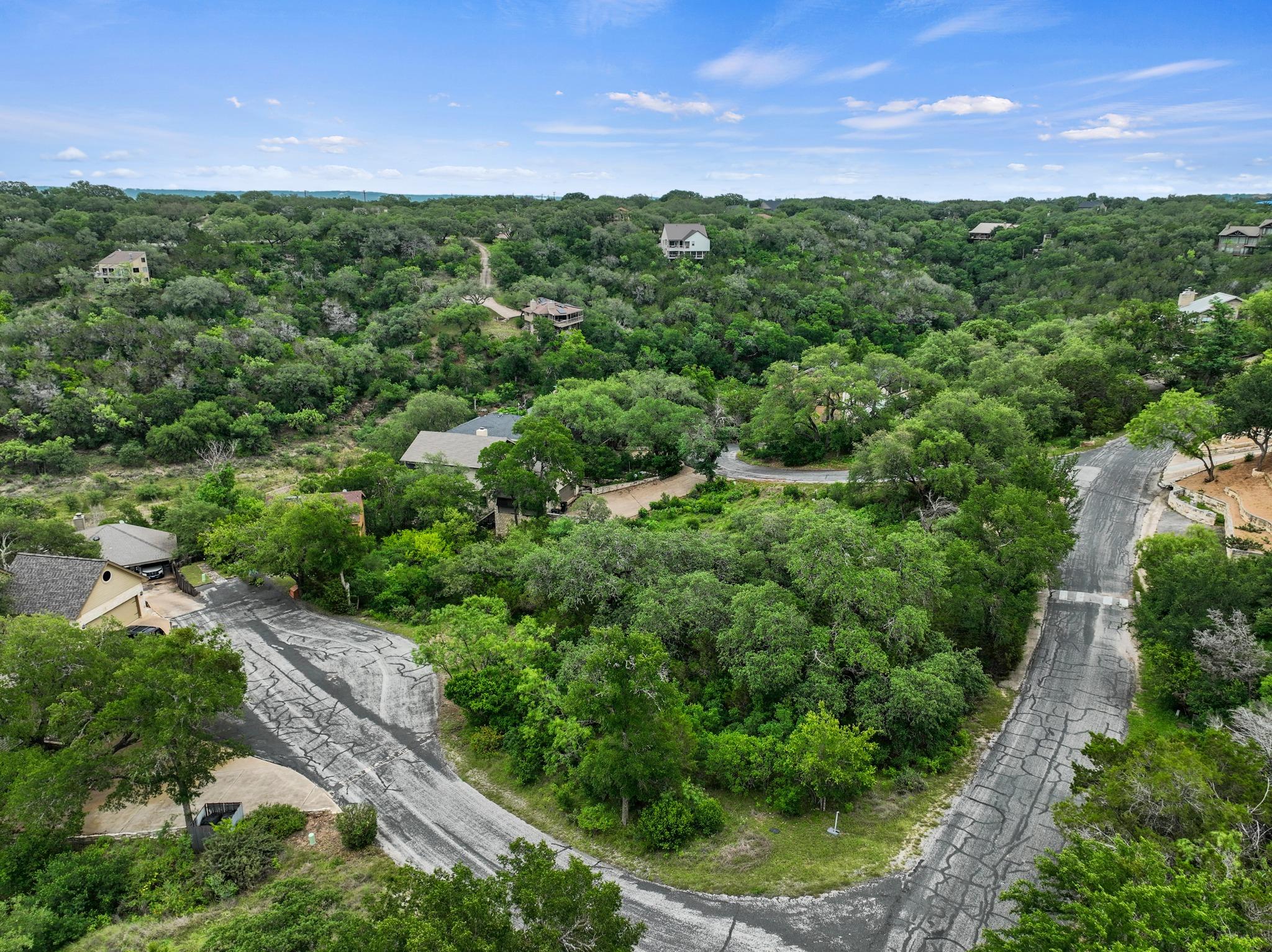 100 Center Cove III Loop, Spicewood, TX 78669