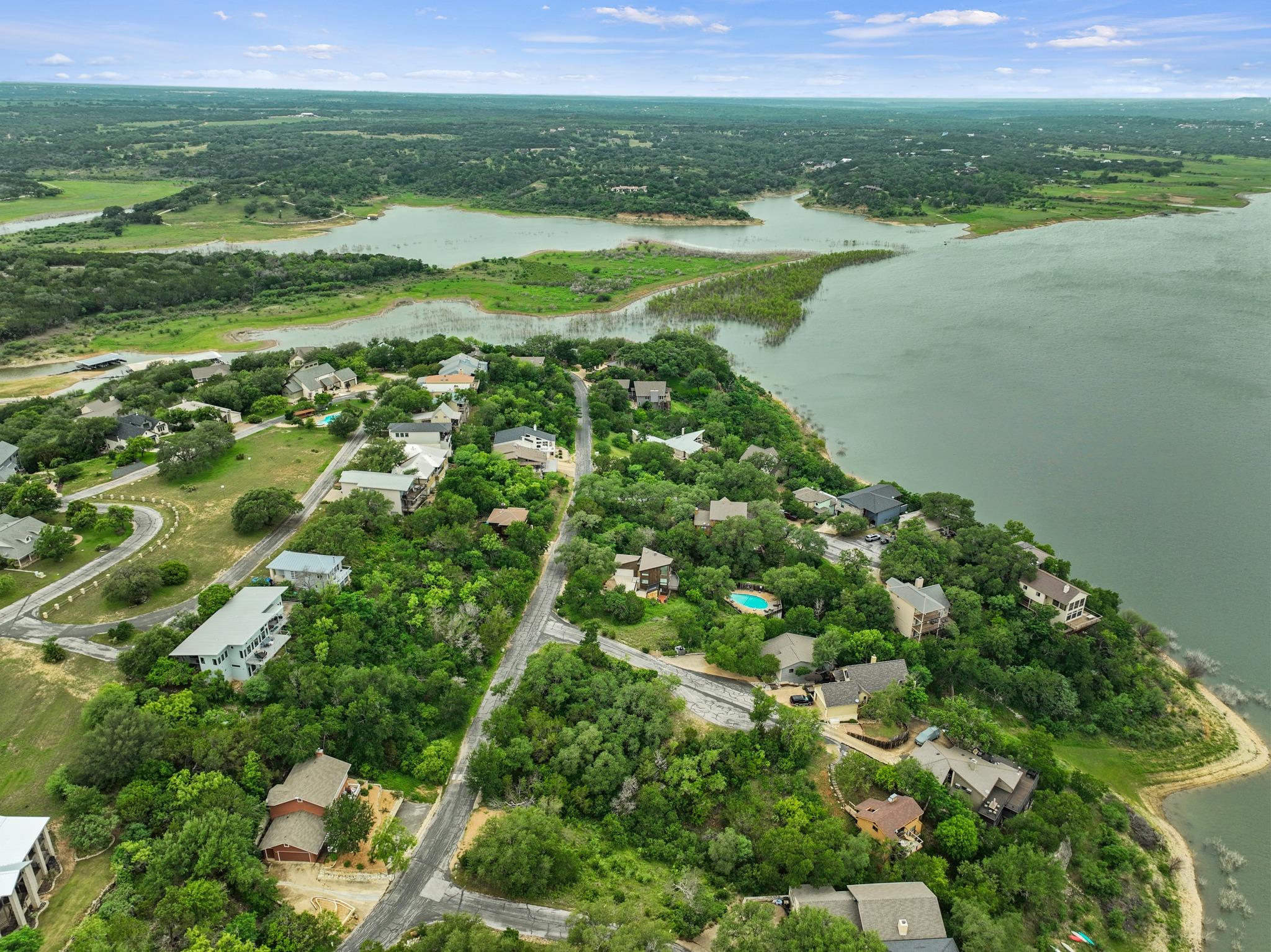 100 Center Cove III Loop, Spicewood, TX 78669