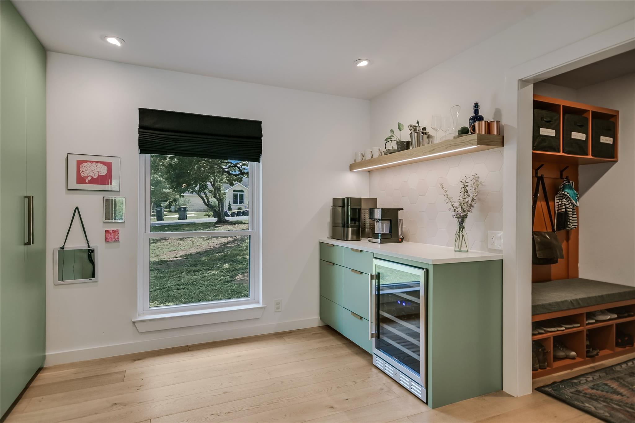 6802 Rio Bravo Ln, Austin, TX 78737