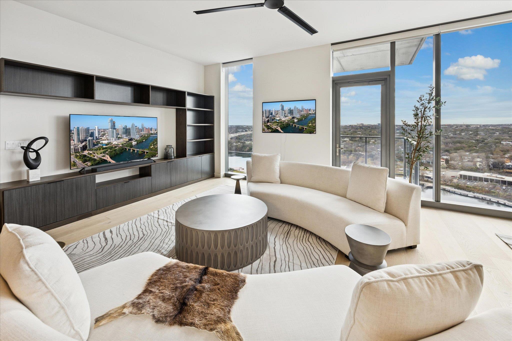 44 East Ave # 2201, Austin, TX 78701