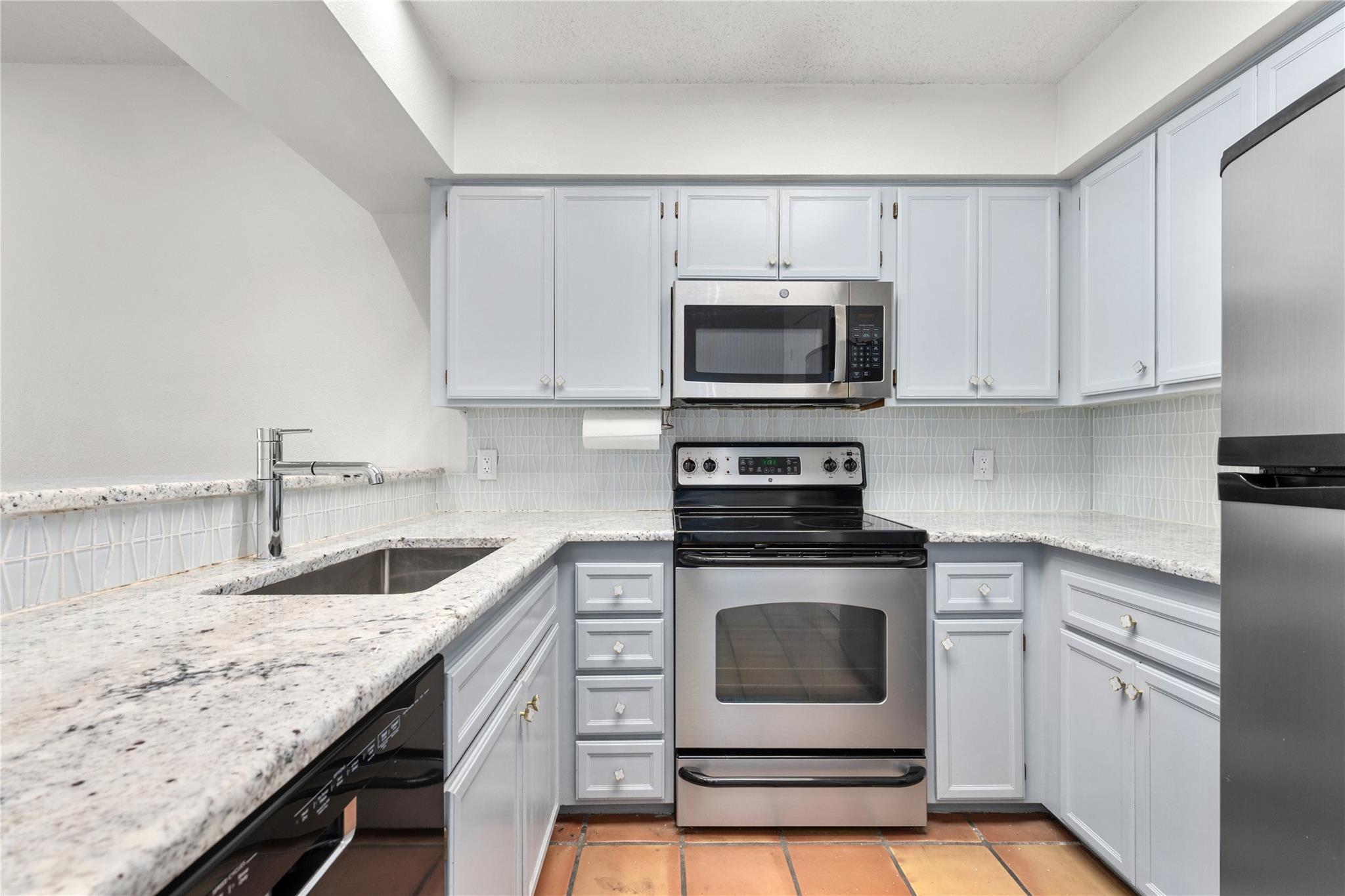 1501 Barton Springs Rd # 118, Austin, TX 78704