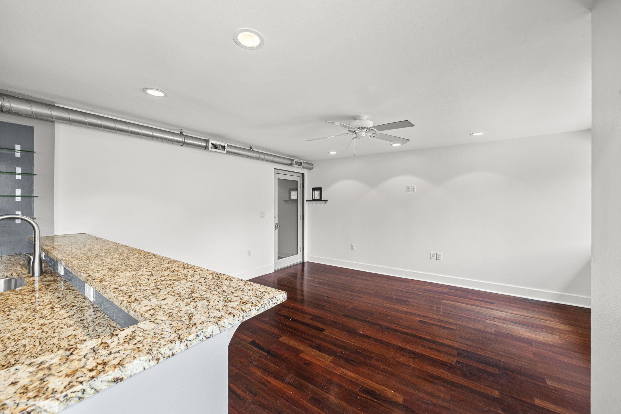 904 West Ave # 201, Austin, TX 78701