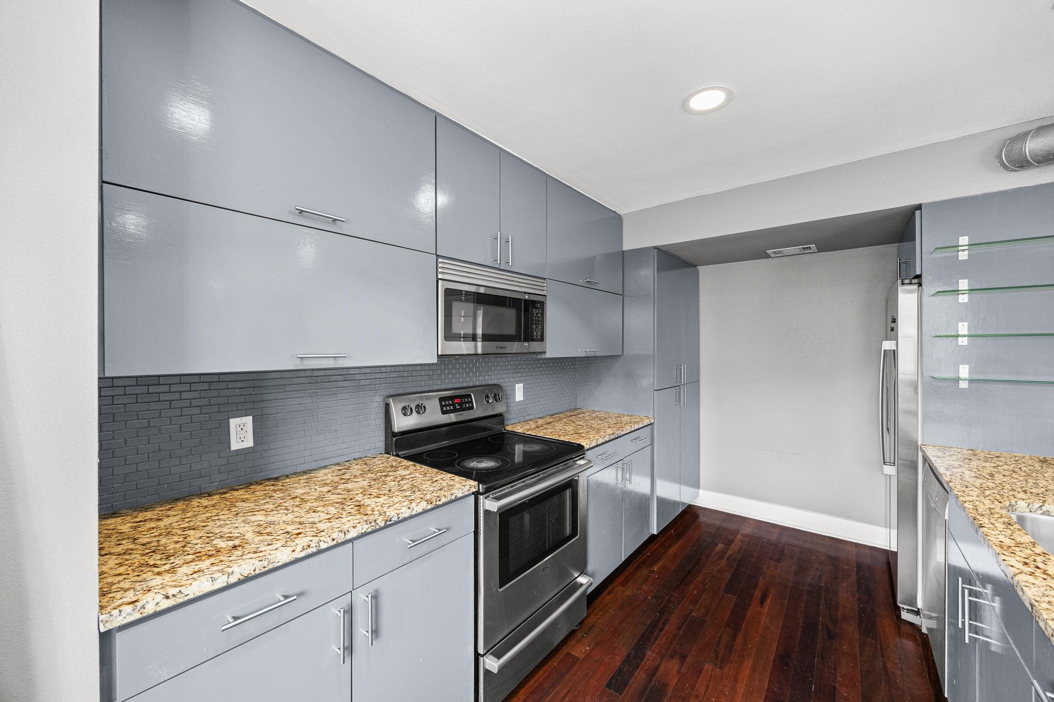 904 West Ave # 201, Austin, TX 78701