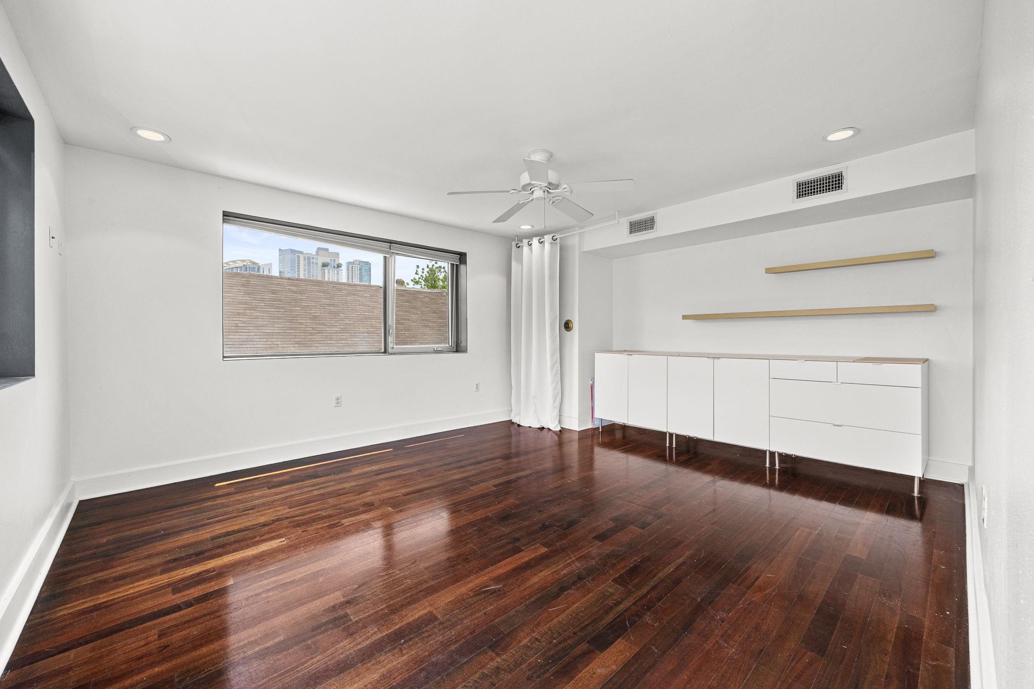 904 West Ave # 201, Austin, TX 78701