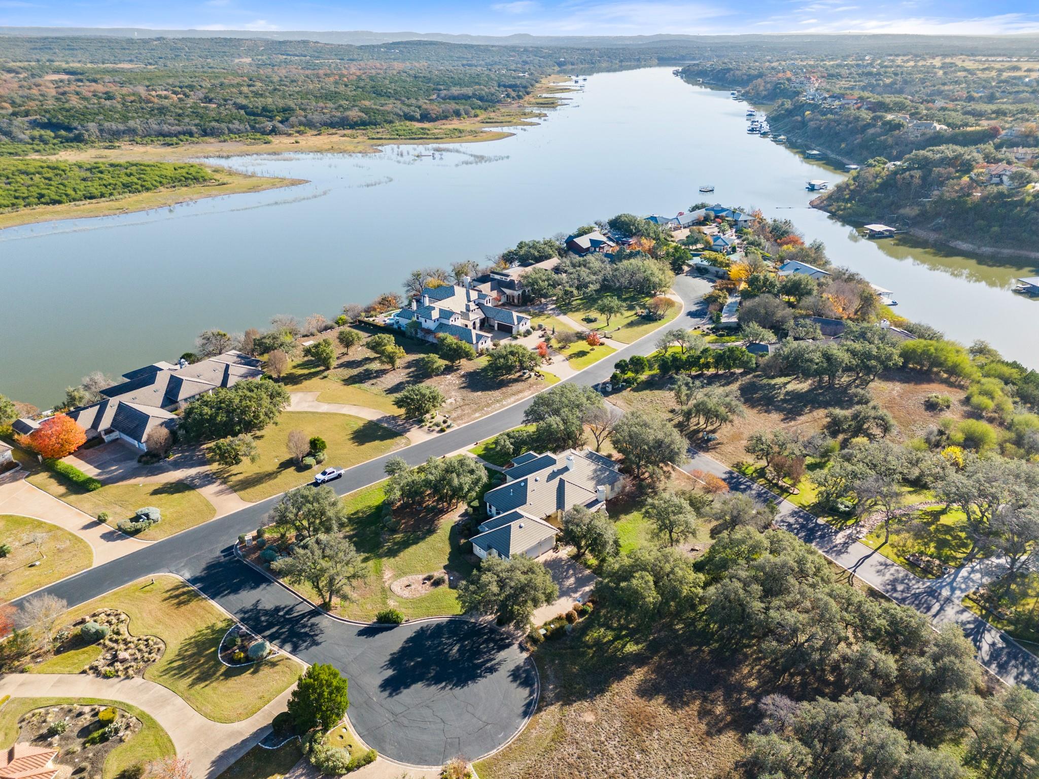 26801 Founders Pl, Spicewood, TX 78669