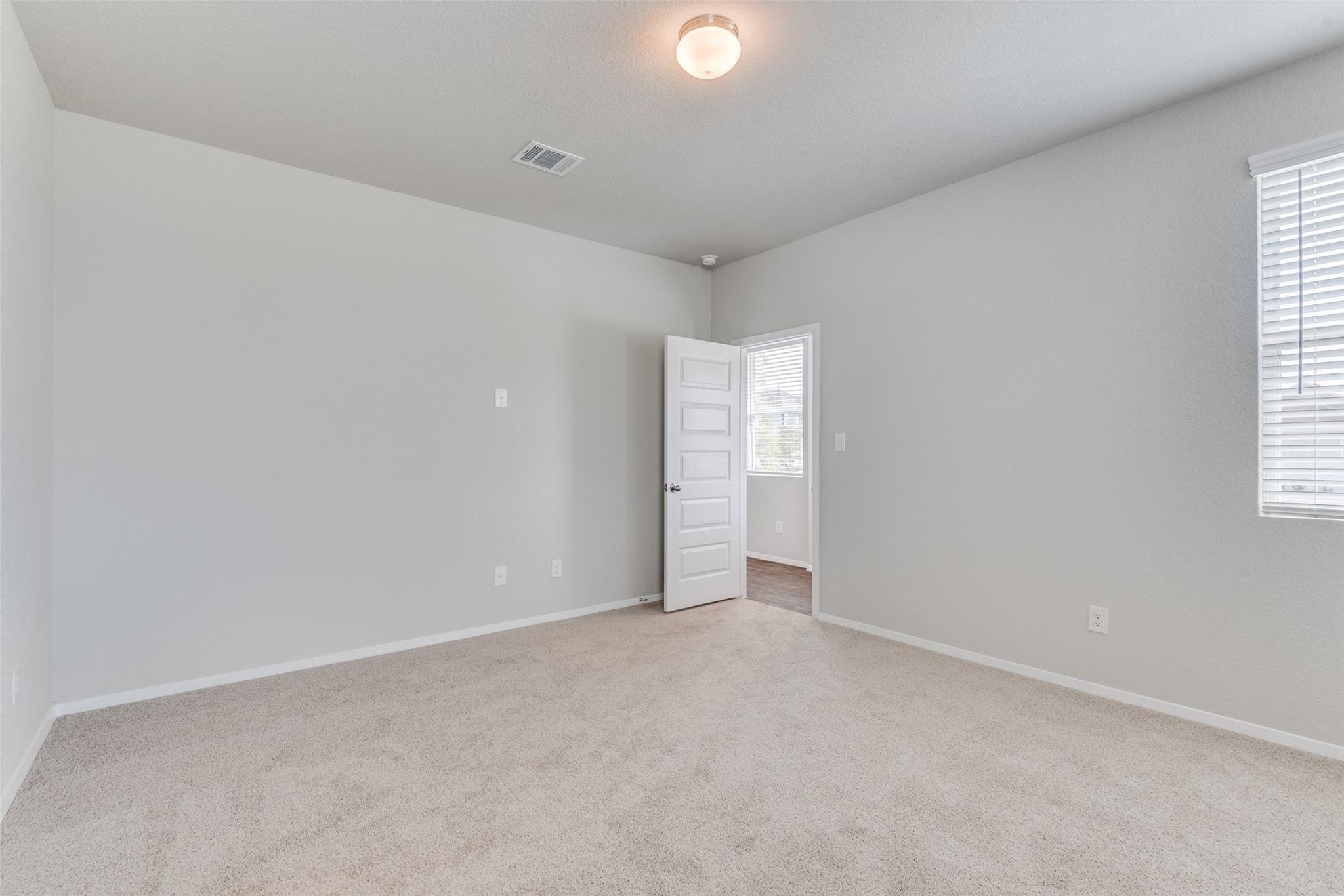 187 Tillage Rd, Elgin, TX 78621