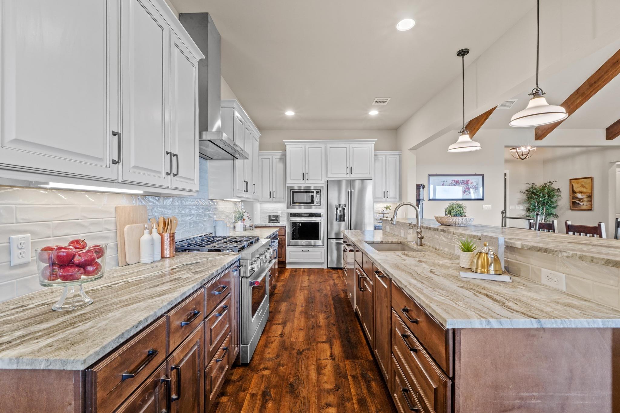 18817 Hidden Ridge Pl, Jonestown, TX 78645