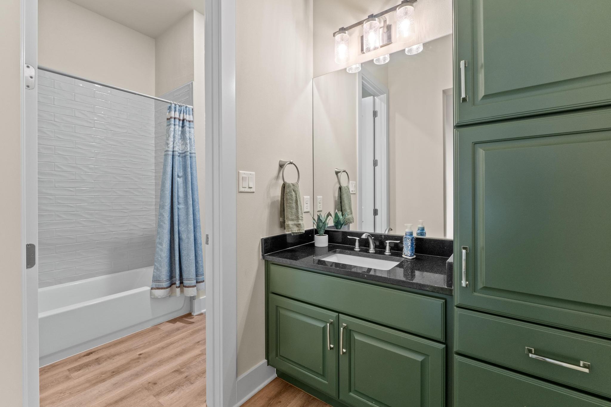 18817 Hidden Ridge Pl, Jonestown, TX 78645