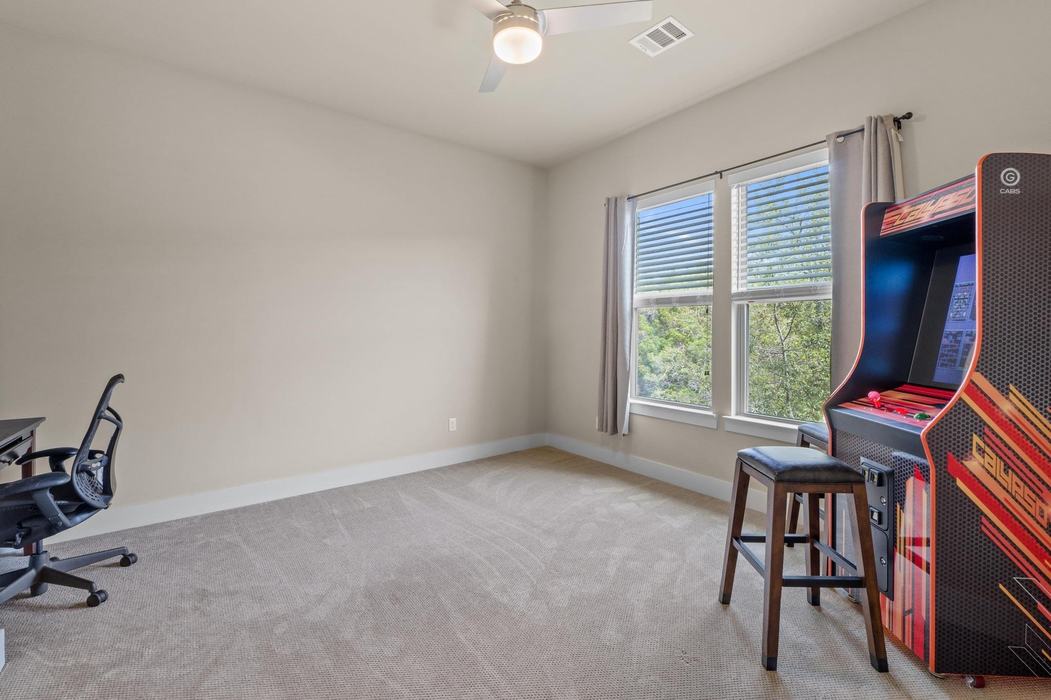 18817 Hidden Ridge Pl, Jonestown, TX 78645