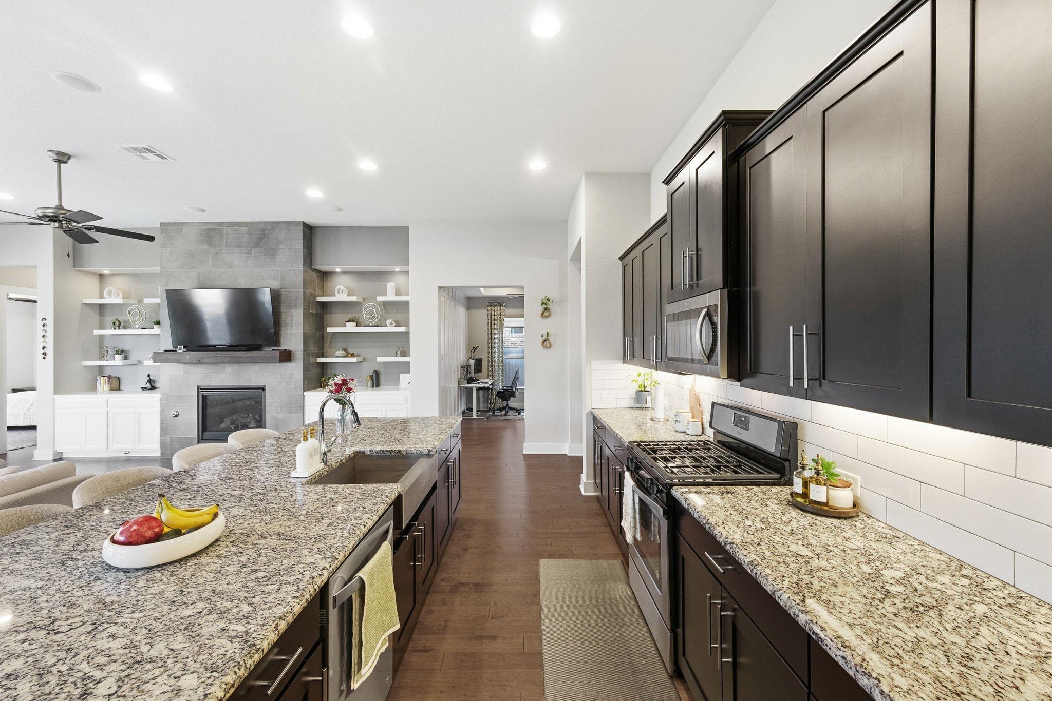 108 Leon Loop, Liberty Hill, TX 78642