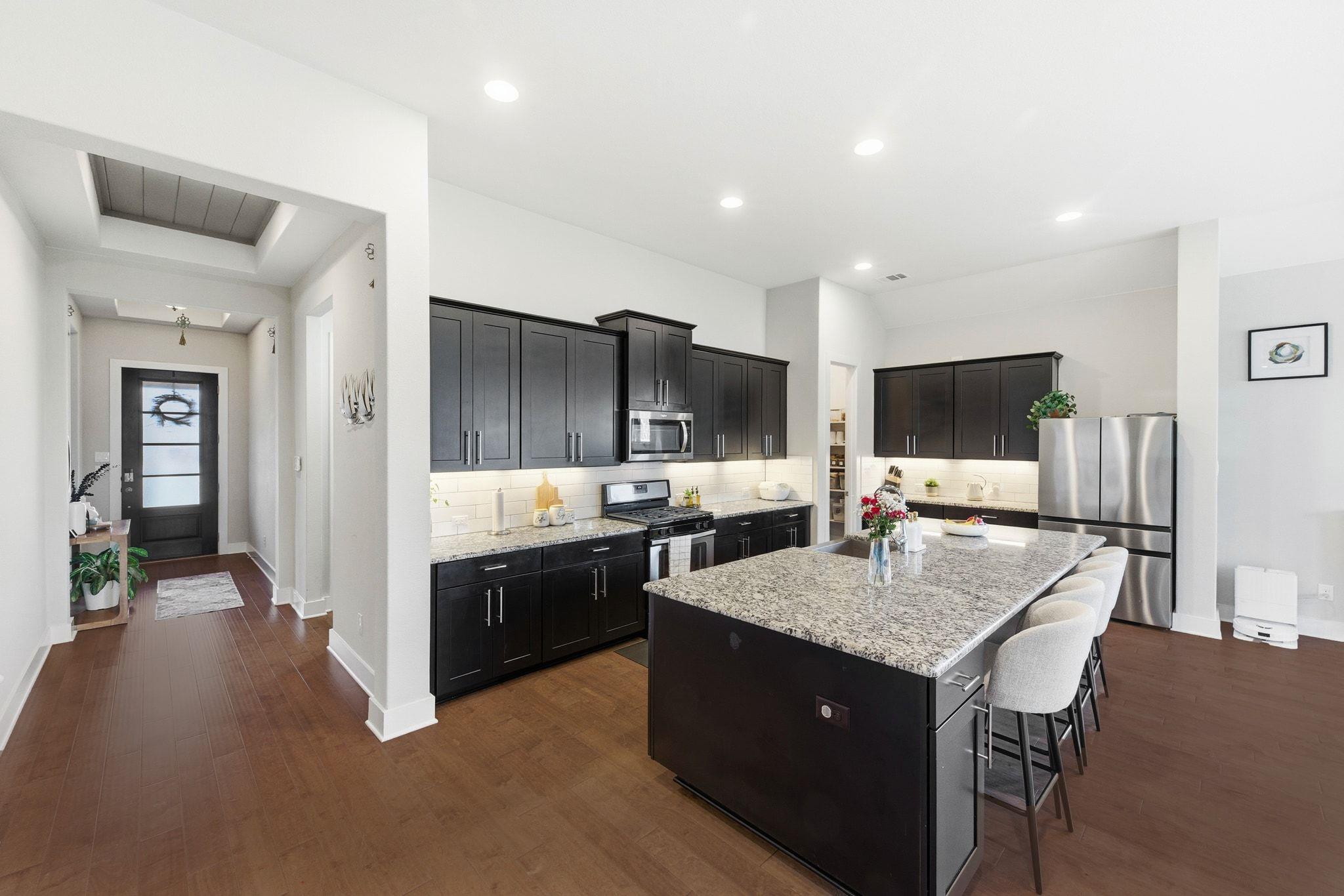 108 Leon Loop, Liberty Hill, TX 78642