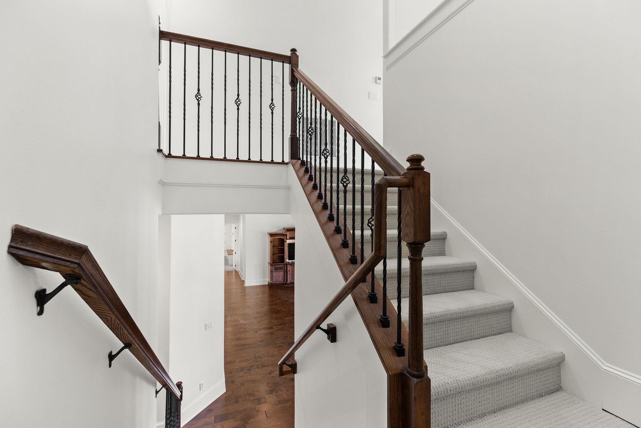 1124 County Road 301, Elgin, TX 78621