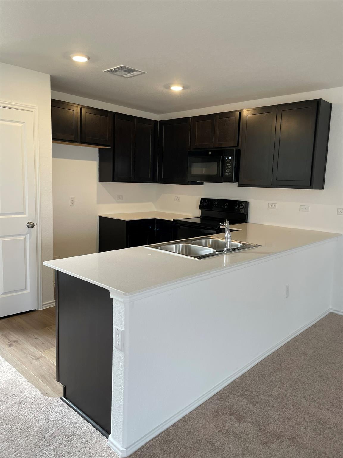 1121 Largemouth Rd, Bastrop, TX 78602