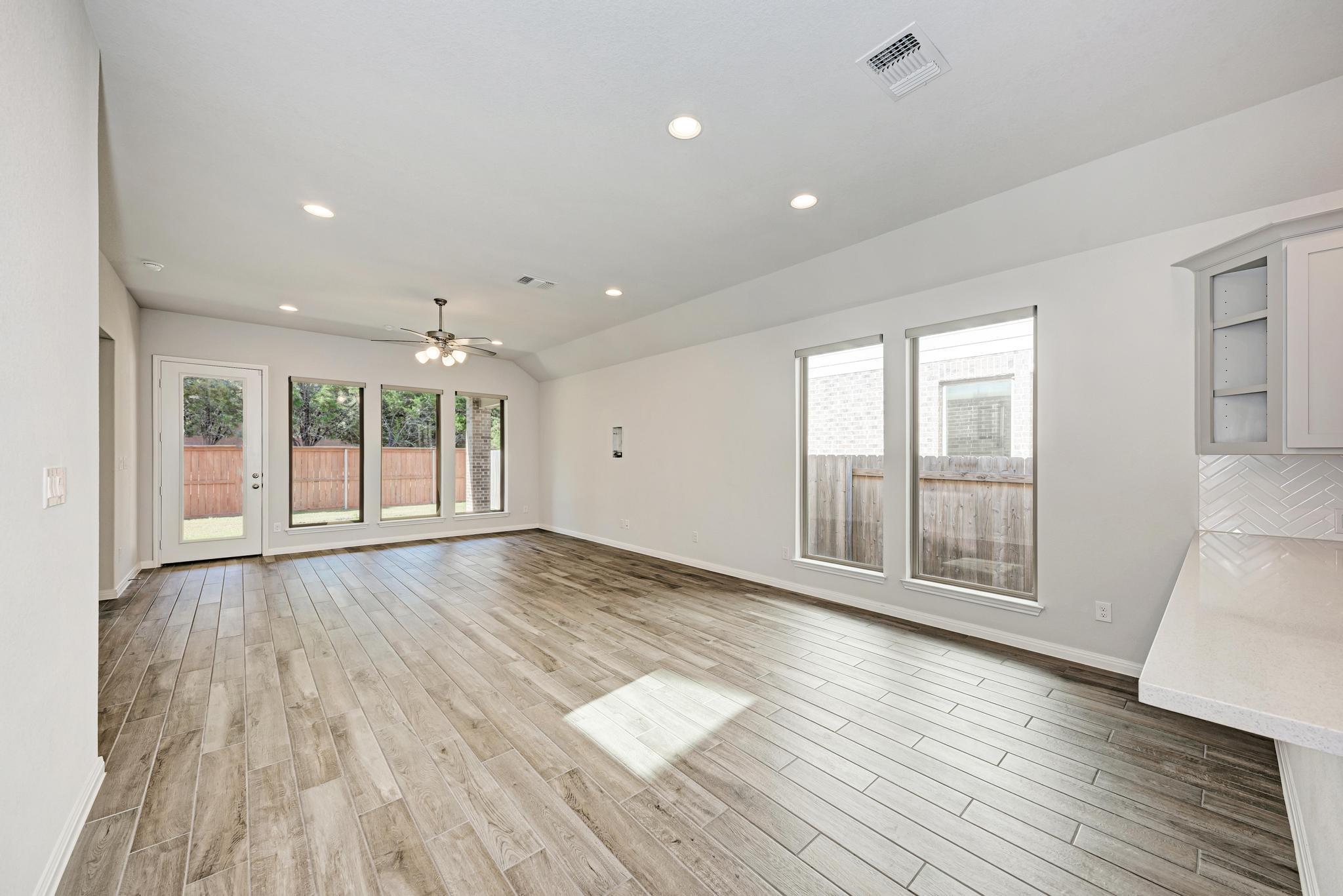 133 Bauer Loop, Liberty Hill, TX 78642