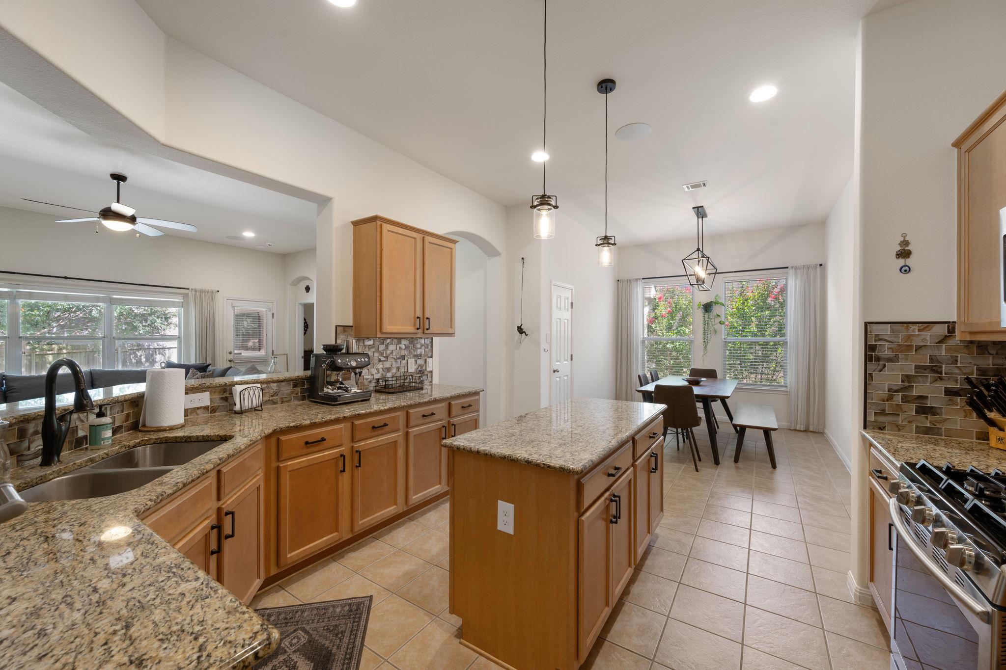 2405 Tumbling River Dr, Leander, TX 78641